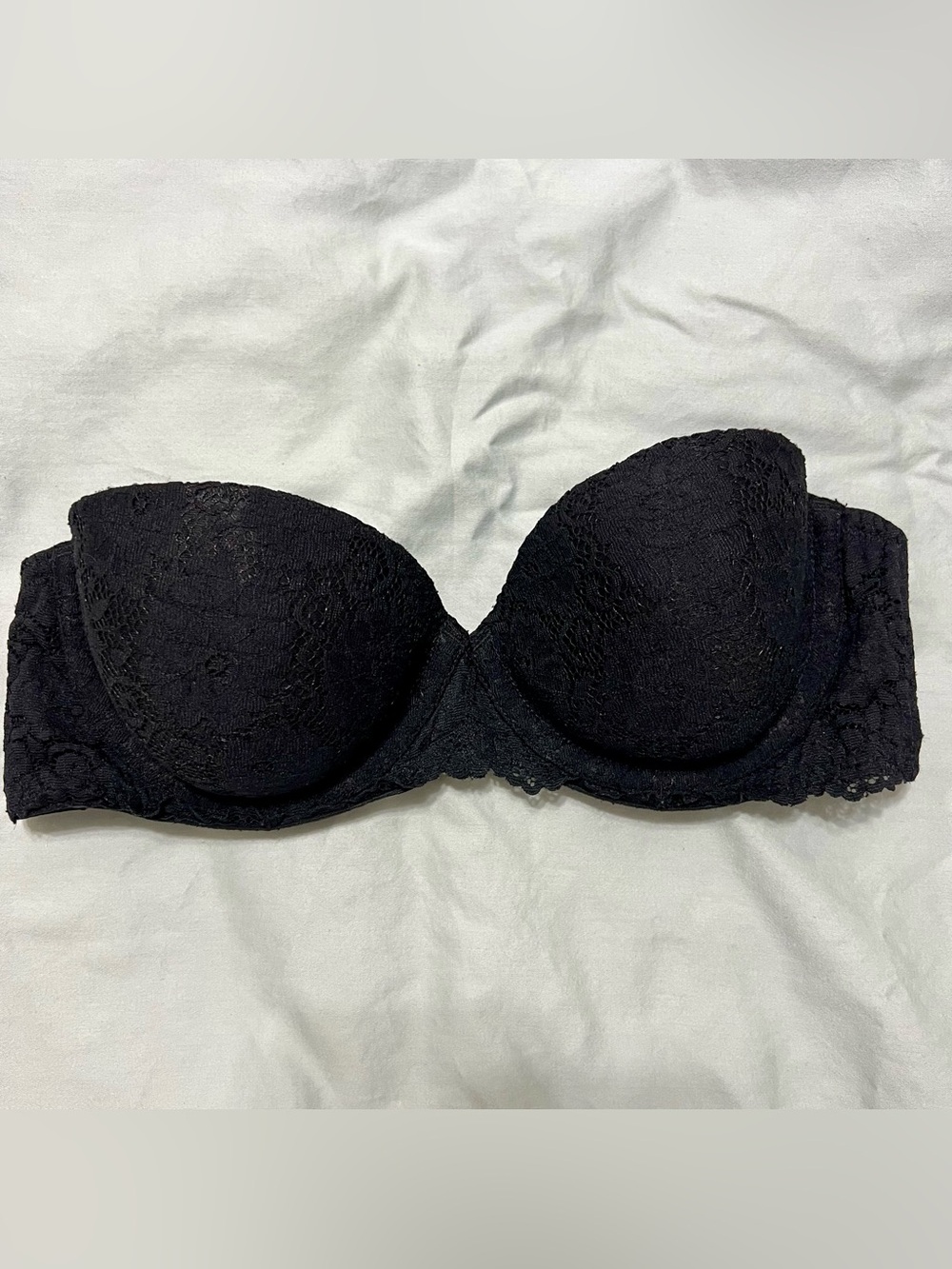 Maidenform Strapless Lightly Lined Bra | Black Lace | 36A